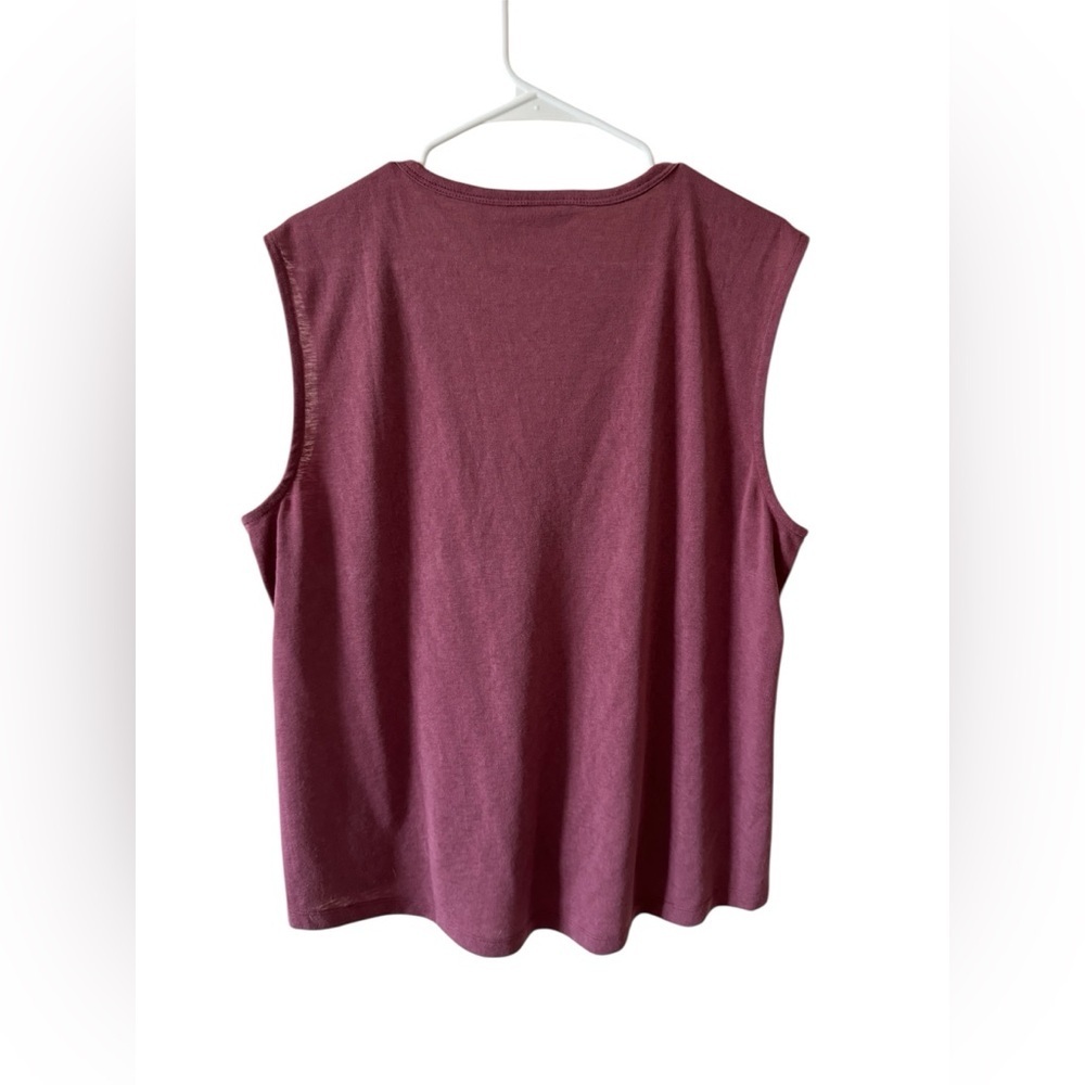 Athleta Women's Sleeveless Top - Raspeerry - Picture 4 of 6